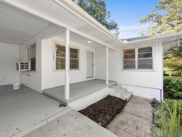 House for sale in Etowah, Alabama