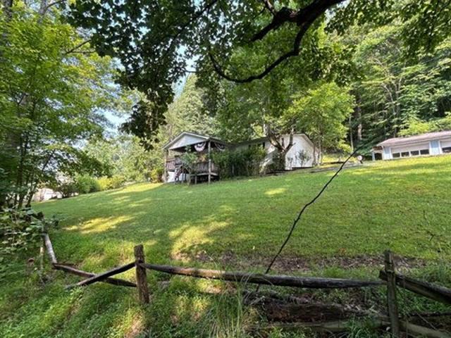 House for sale in Grafton, West Virginia