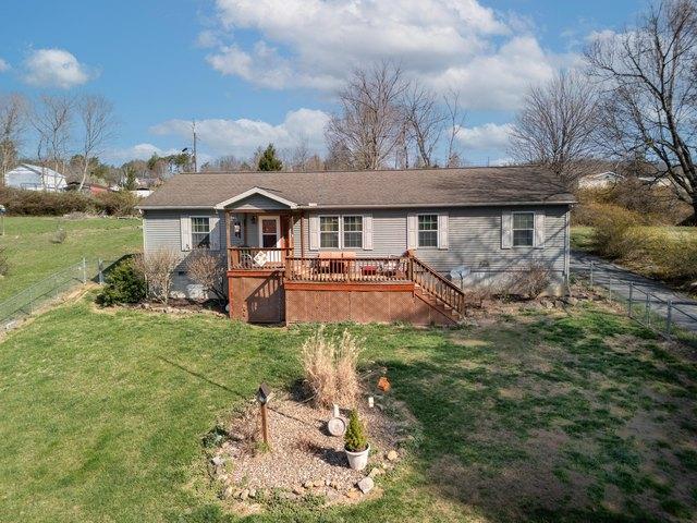 House for sale in Hinton, West Virginia