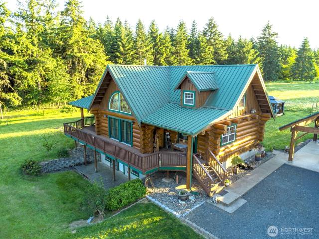 House for sale in Winlock, Washington