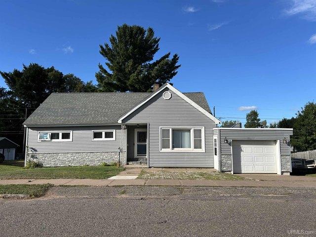 House for sale in Ishpeming, Michigan