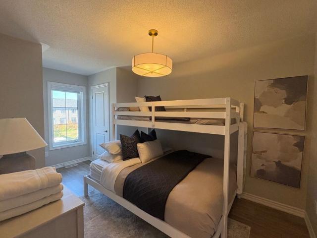 House for rent in Niagara Falls, Golden Horseshoe