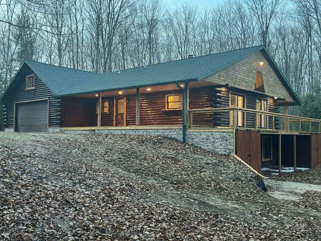 House for sale in Grayling