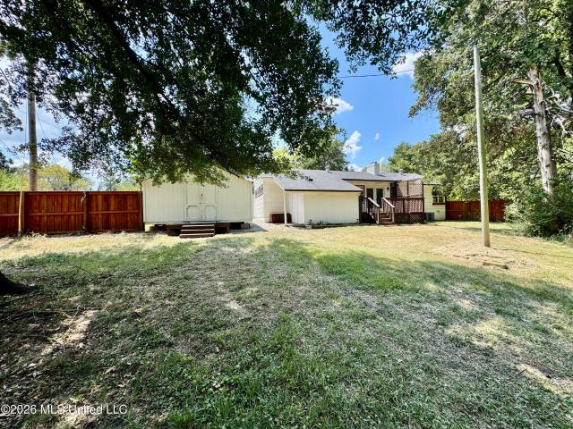 House for sale in Nesbit, Mississippi