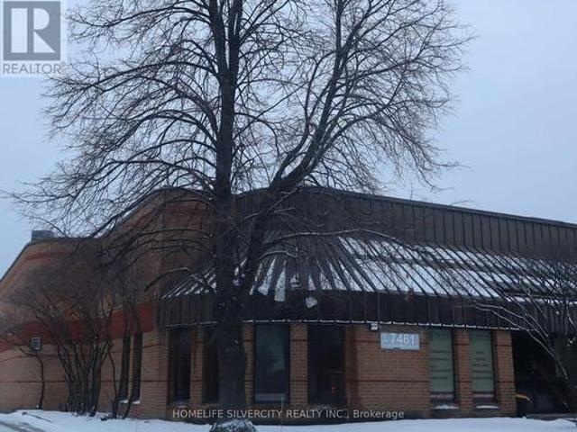 Commercial for rent in Mississauga, Ontario