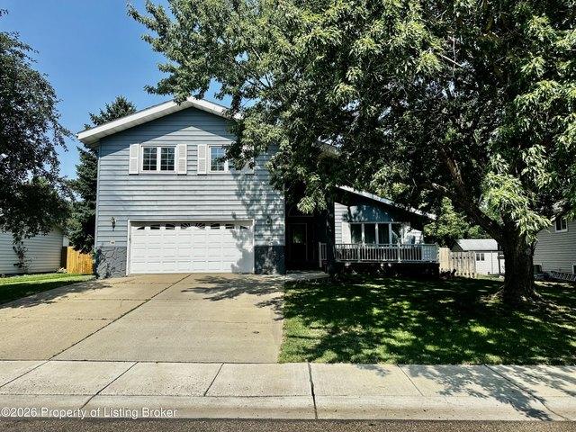 House for sale in Dickinson, North Dakota