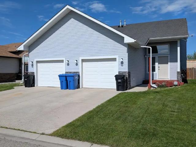 House for rent in Carstairs, Alberta