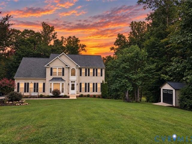 House for sale in Louisa, Louisa County