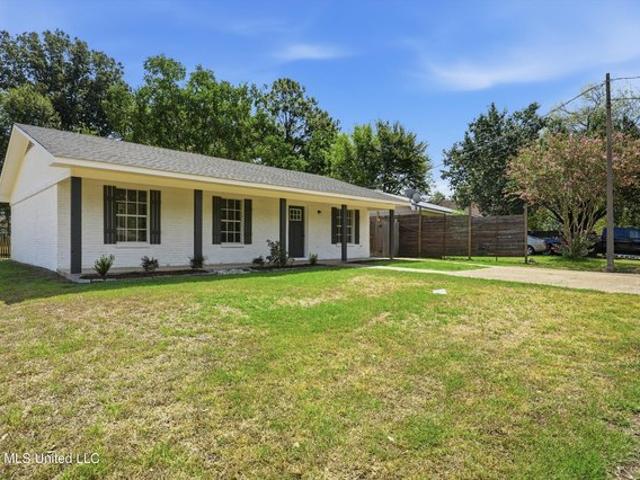 House for sale in Pearl, Mississippi