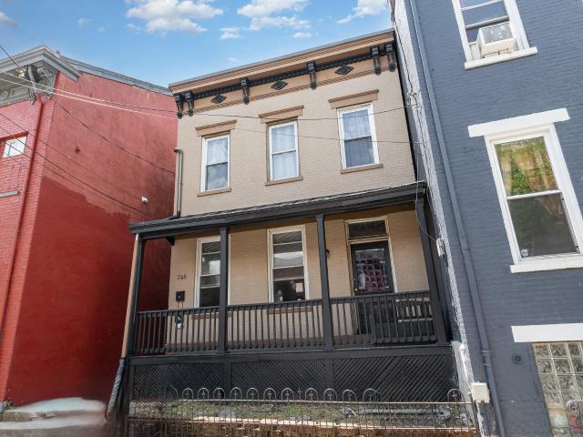 House for sale in Clifton, Newport