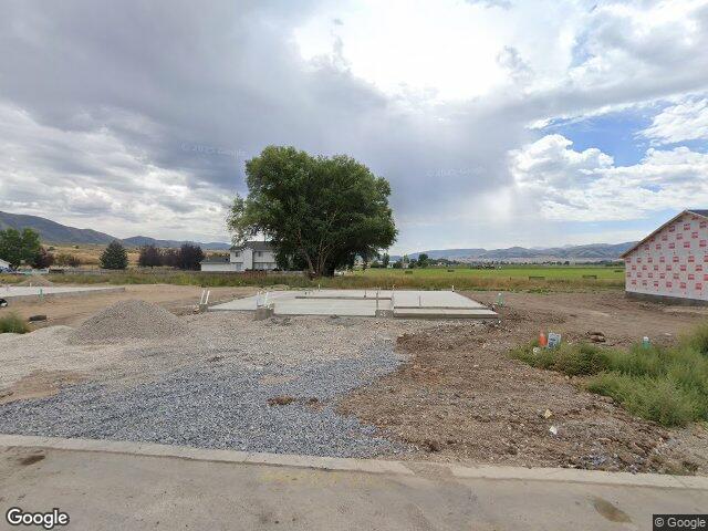 House for sale in Cache, Utah