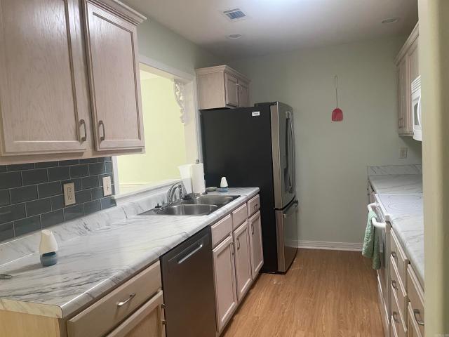 Condo for sale in Ark
