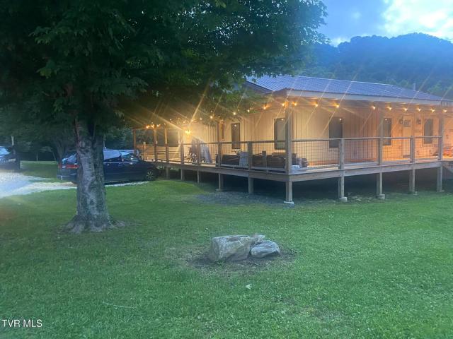 House for sale in Roan Mountain, East Tennessee