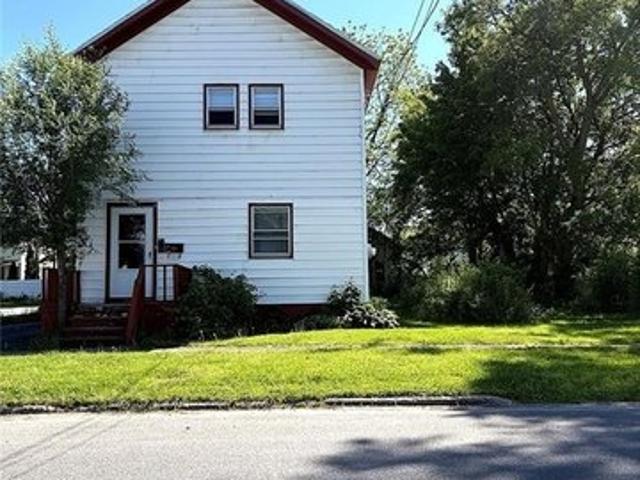 House for sale in Oneida, New York