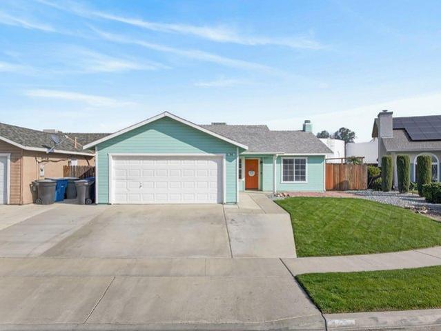 House for sale in Lemoore, California