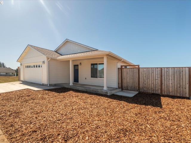 House for sale in Oregonia