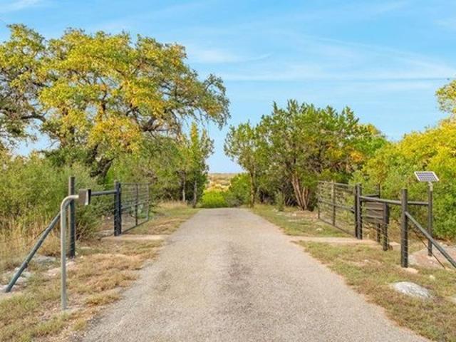 Farm for sale in Johnson City, Blanco County