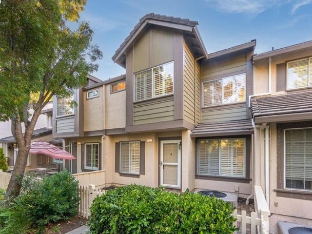 Townhouse for sale in Dublin, California