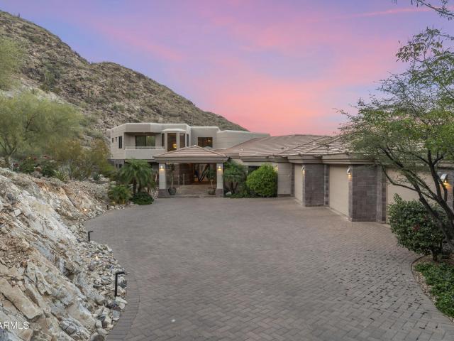 House for sale in Paradise Valley, Arizona