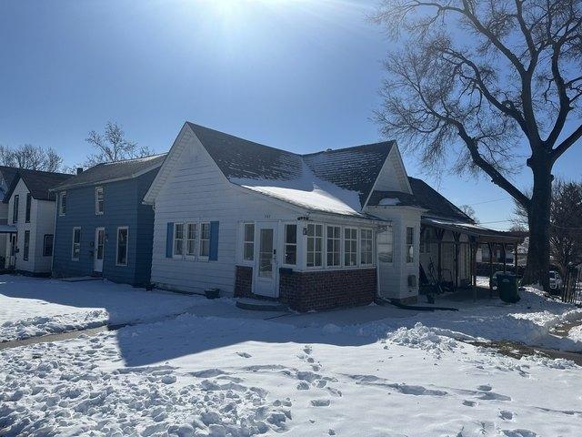 House for sale in Clinton, Iowa