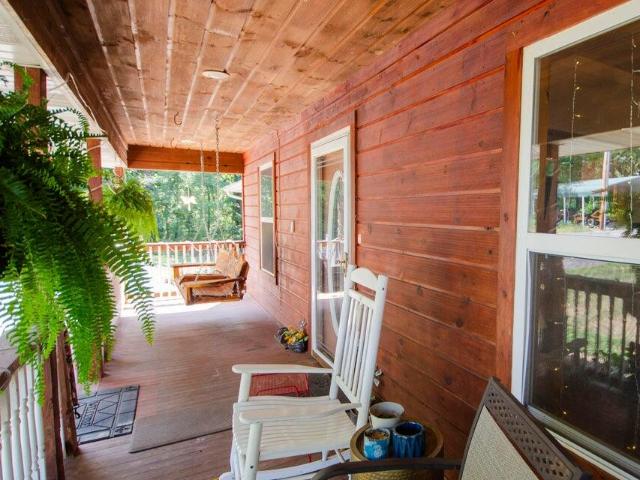 House for sale in Stone, Missouri