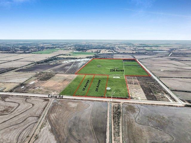 Land for sale in Chambers, Texas