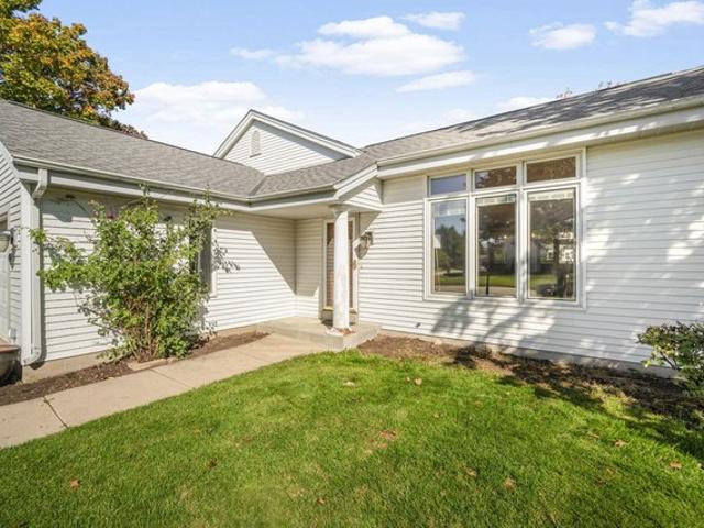 House for sale in City of Pewaukee, Waukesha County