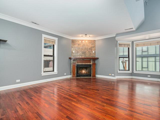 Condo for sale in Chicago Park, Illinois