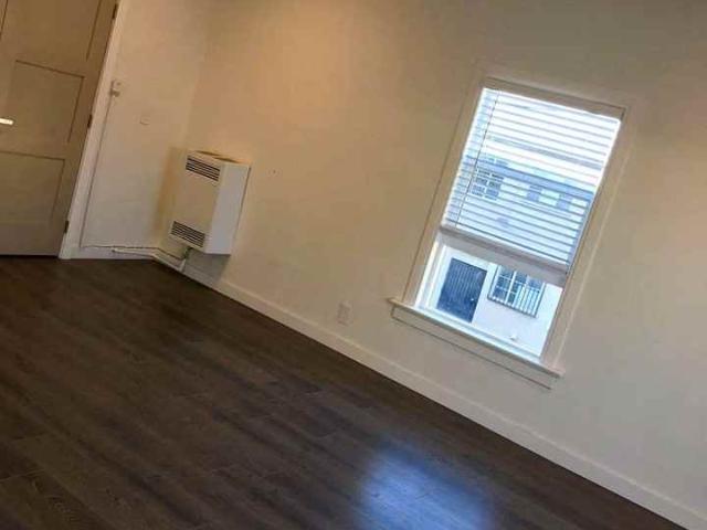 Apartment for rent in Canoga Park, California