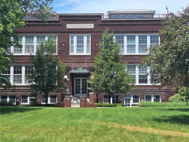 Condo for sale in Mentor, Lake County