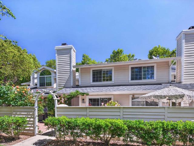 Townhouse for sale in Pleasanton, California