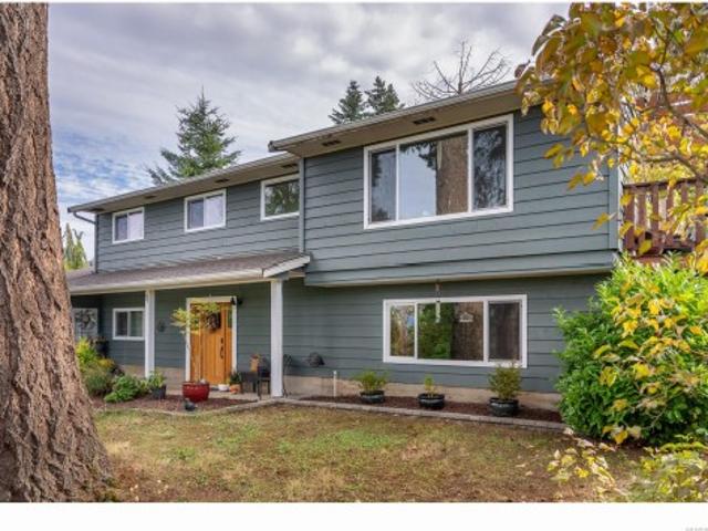 House for sale in Lantzville, British Columbia