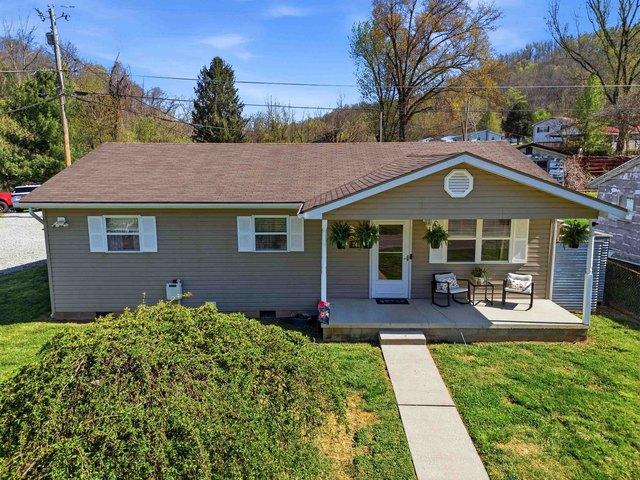 House for sale in Chesapeake, Ohio