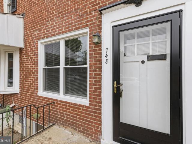 Townhouse for sale in Middle River, Maryland