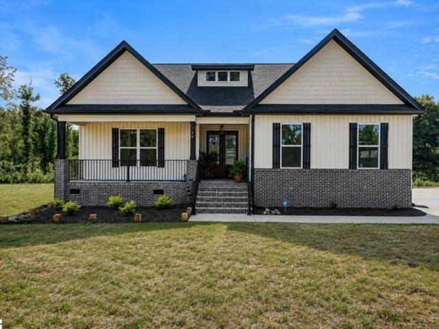 House for sale in Laurens, South Carolina