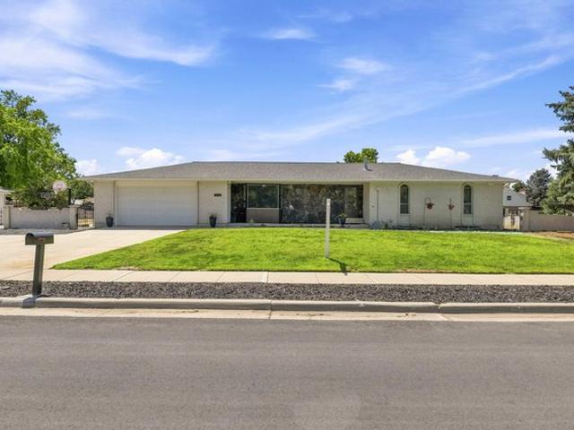 House for sale in Sandy, Utah