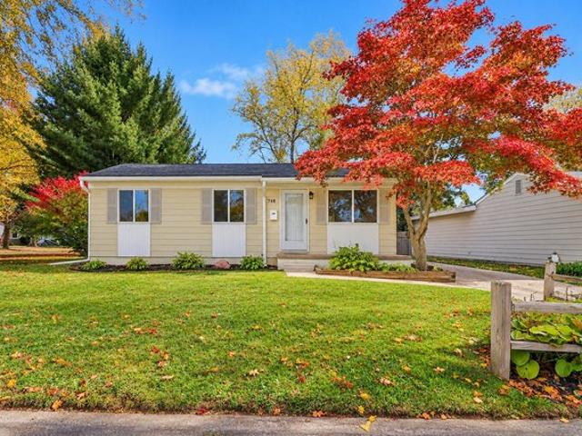 House for sale in Woodlake Village, Brighton
