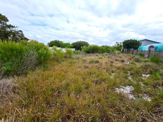 Land for sale in Cape St Francis, Eastern Cape