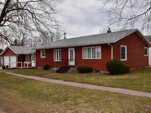 House for sale in Ocheyedan, Iowa