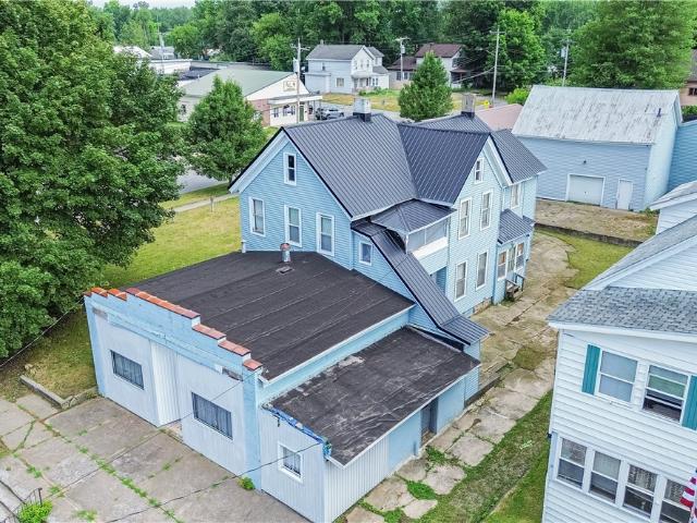 House for sale in Oneida, New York