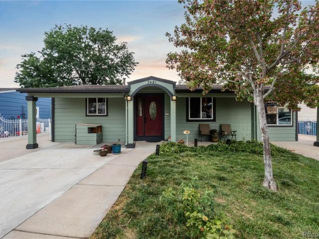 House for sale in Commerce City, Colorado
