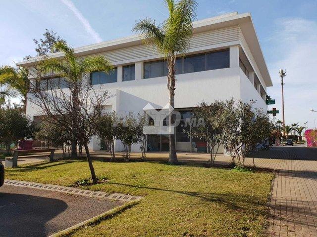 Local commercial vente à Bouskoura, Gharb-Chrarda-Beni Hssen
