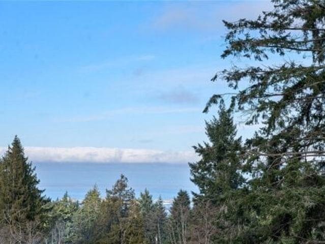 Property for sale in Lantzville, British Columbia