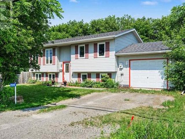 House for sale in Montague, Ontario