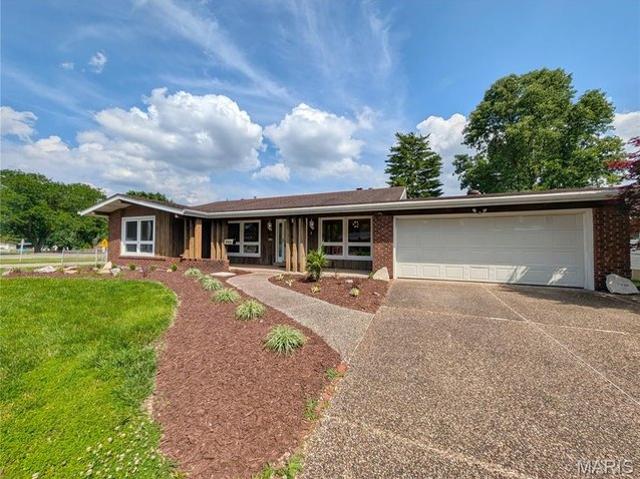 House for sale in Hazelwood, Missouri