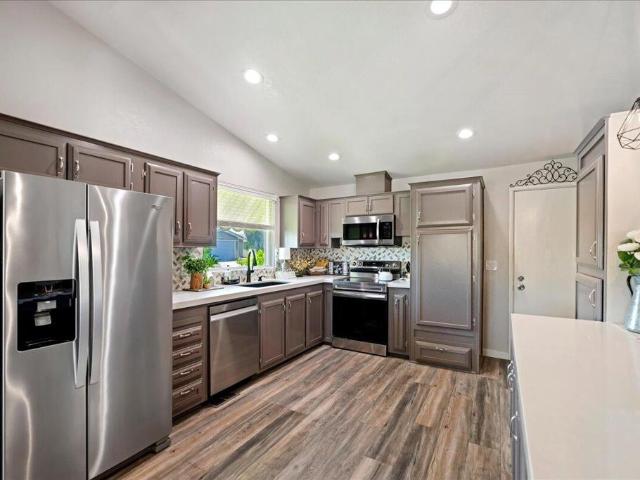 House for sale in Thousand Palms, California