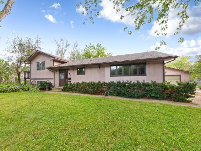 House for sale in Owatonna, Steele County