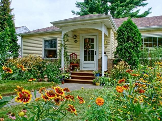 House for sale in Como Park, Ramsey
