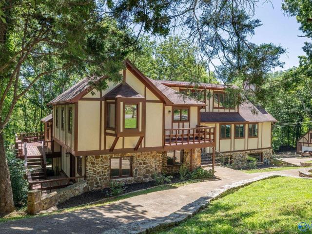 House for sale in Huntsville, Alabama