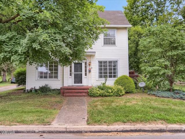 House for sale in Colonial Park, Milton